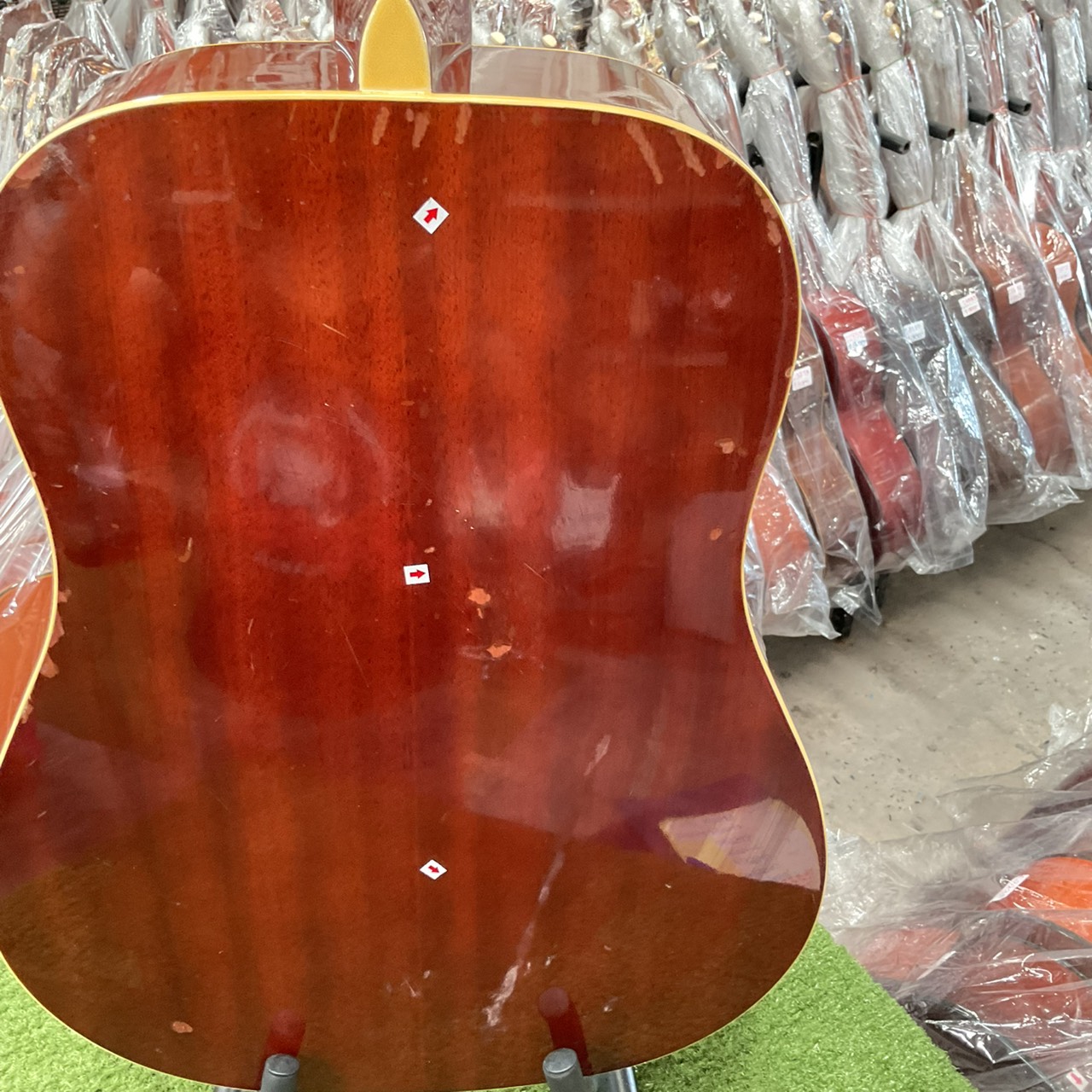 กีต้าร์โปร่ง Legend : WG-20 BS