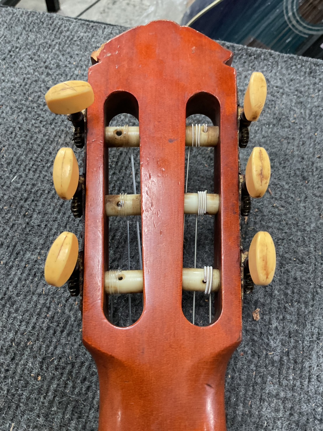 กีต้าร์คลาสสิค YAMAHA : G-70D