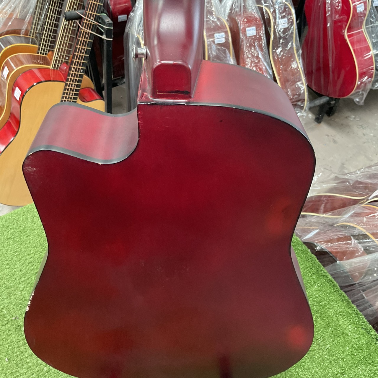 กีต้าร์โปร่ง FenLin