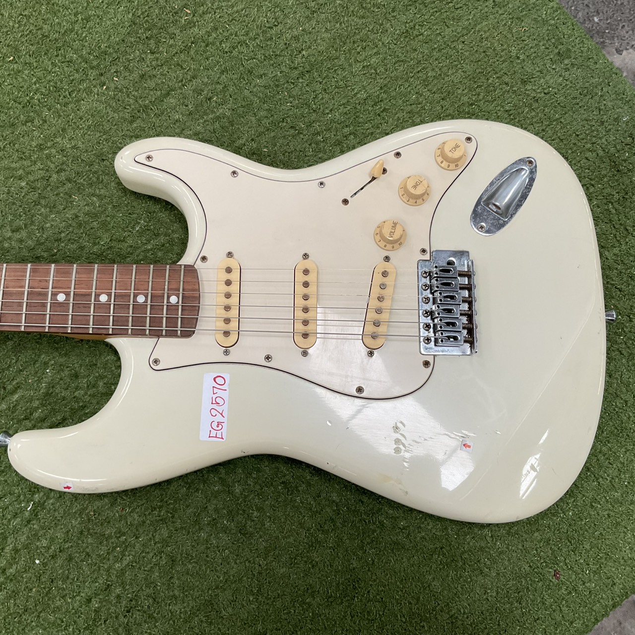 กีต้าร์ไฟฟ้า Photogenic