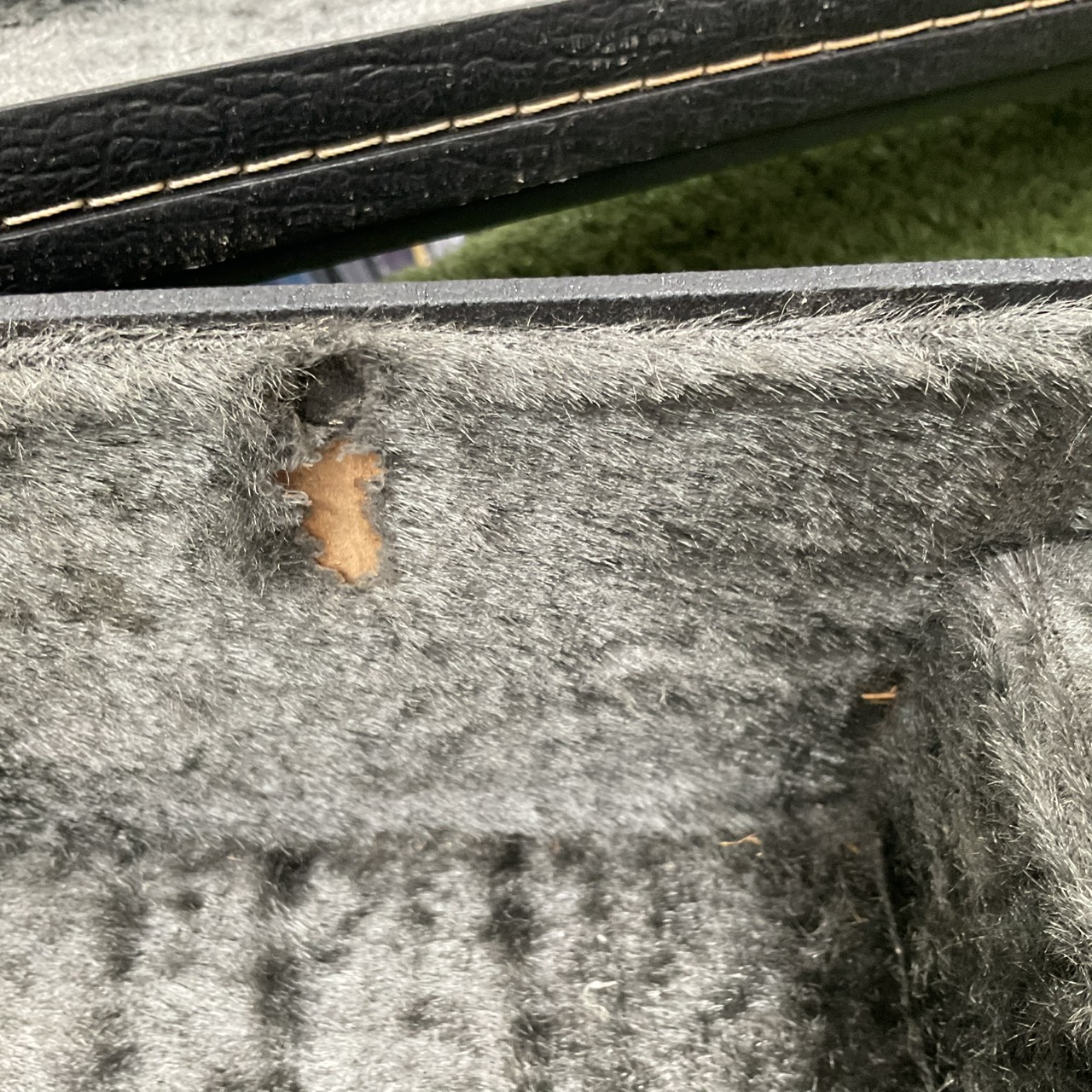 กล่องเคสกีต้าร์โปร่ง