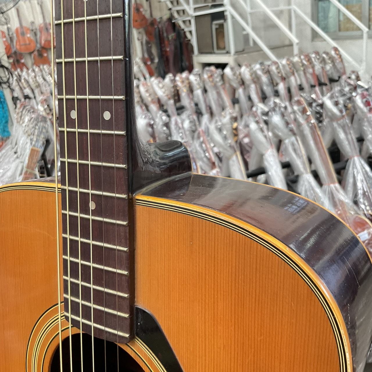 กีต้าร์โปร่ง YAMAHA : FG-151