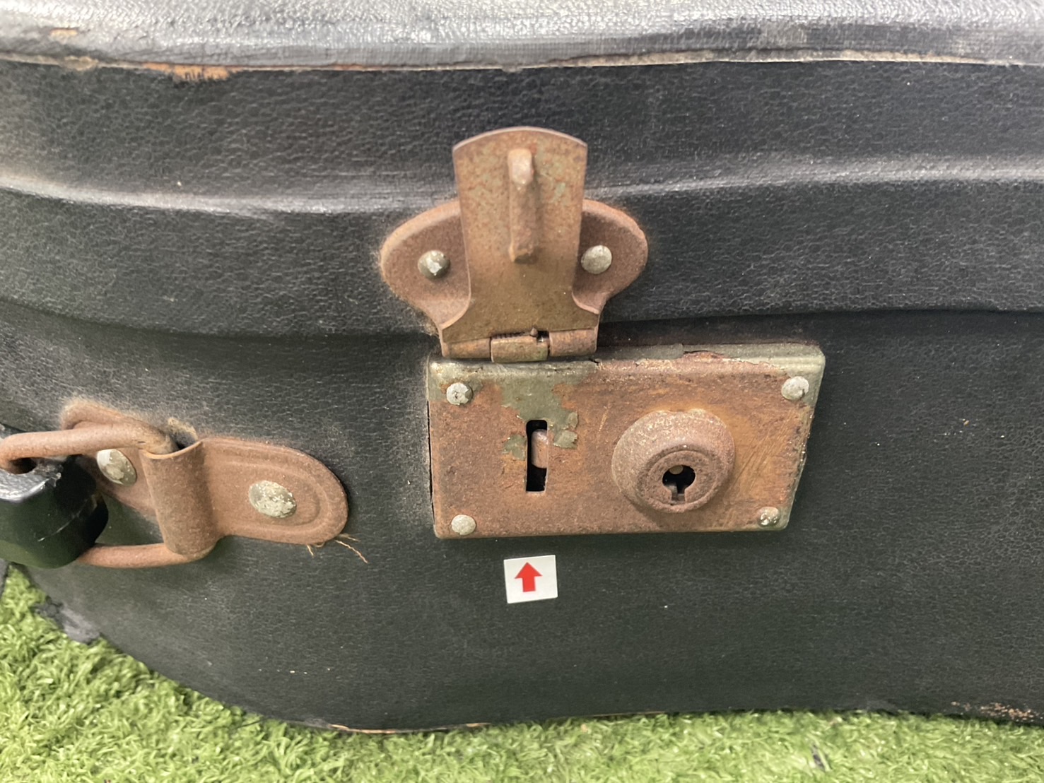 กล่องเคสกีต้าร์คลาสสิค