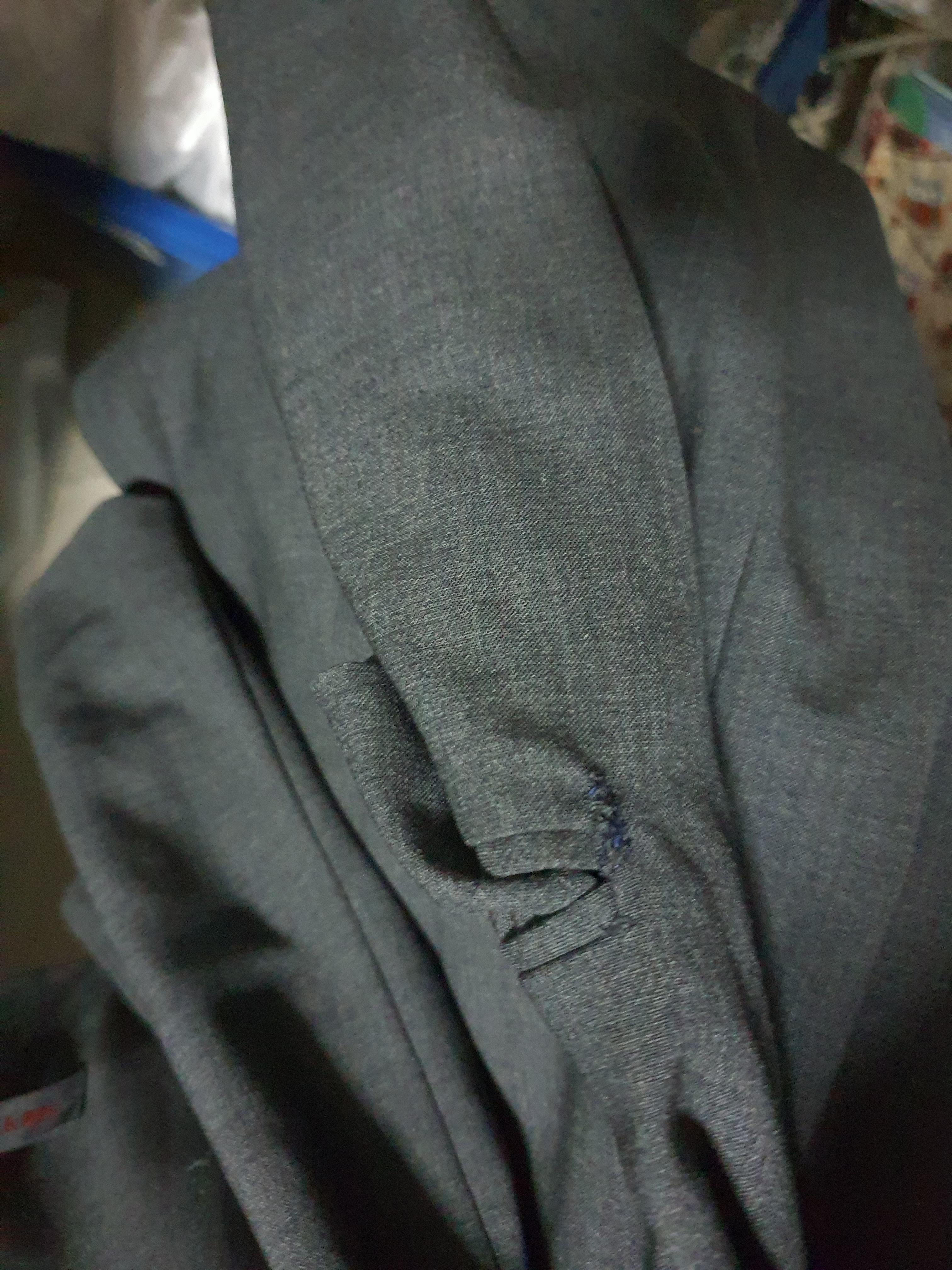 Suit0040 เสื้อสูท นำเข้า มือสอง สีเทาดำ แบรนด์ Parkland อก 40 นิ้ว