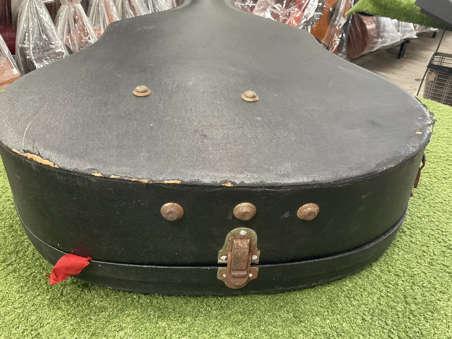 กล่องเคสกีต้าร์คลาสสิค