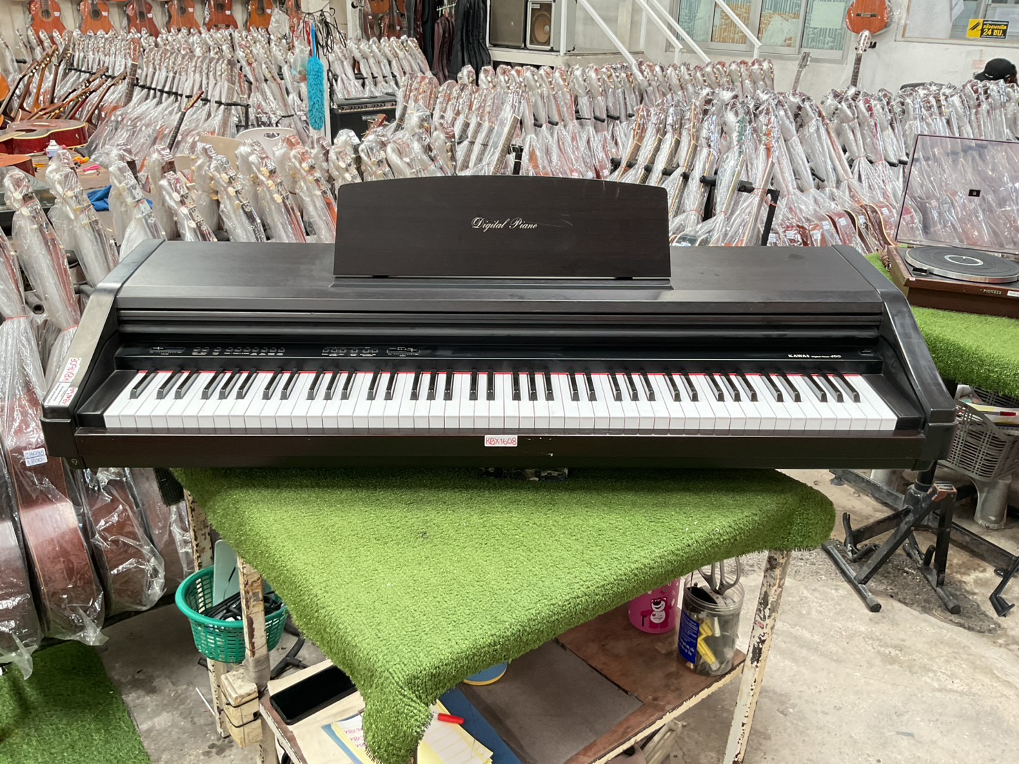 เปียโน KAWAI : PW400 สินค้าไม่พร้อมใช้งาน (ต้องซ่อม)