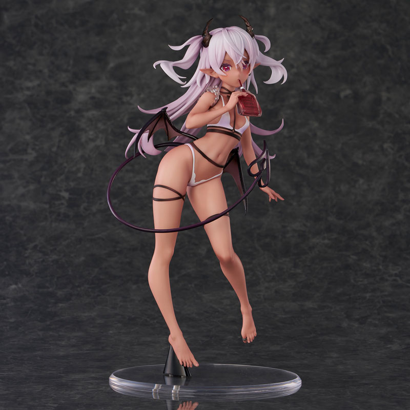 Tanned Vampire Yoru-chan illustration by Yukimiya Yuge Complete Figure(Pre-order)
