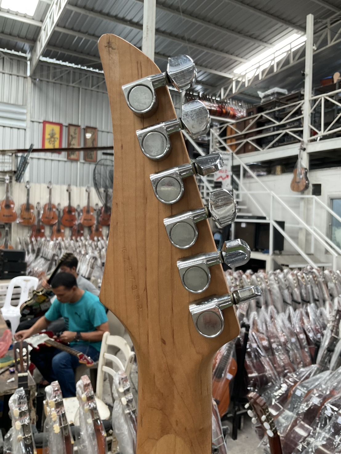 กีต้าร์ไฟฟ้า YAMAHA