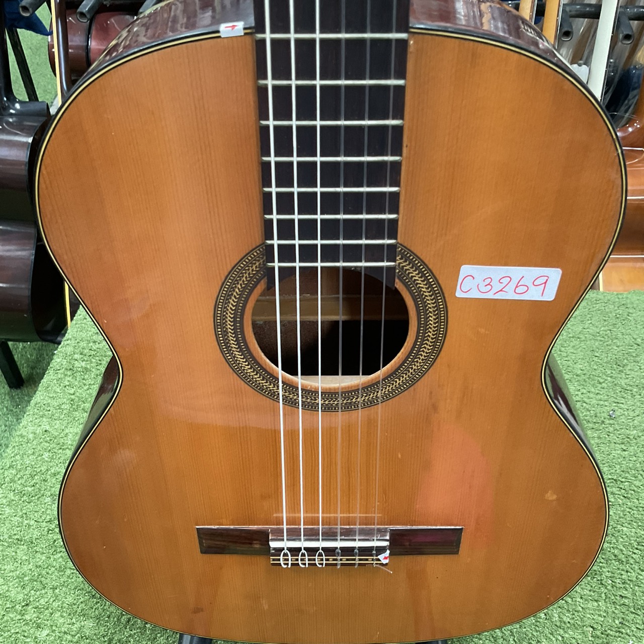 กีต้าร์คลาสสิค Tokai : No.85