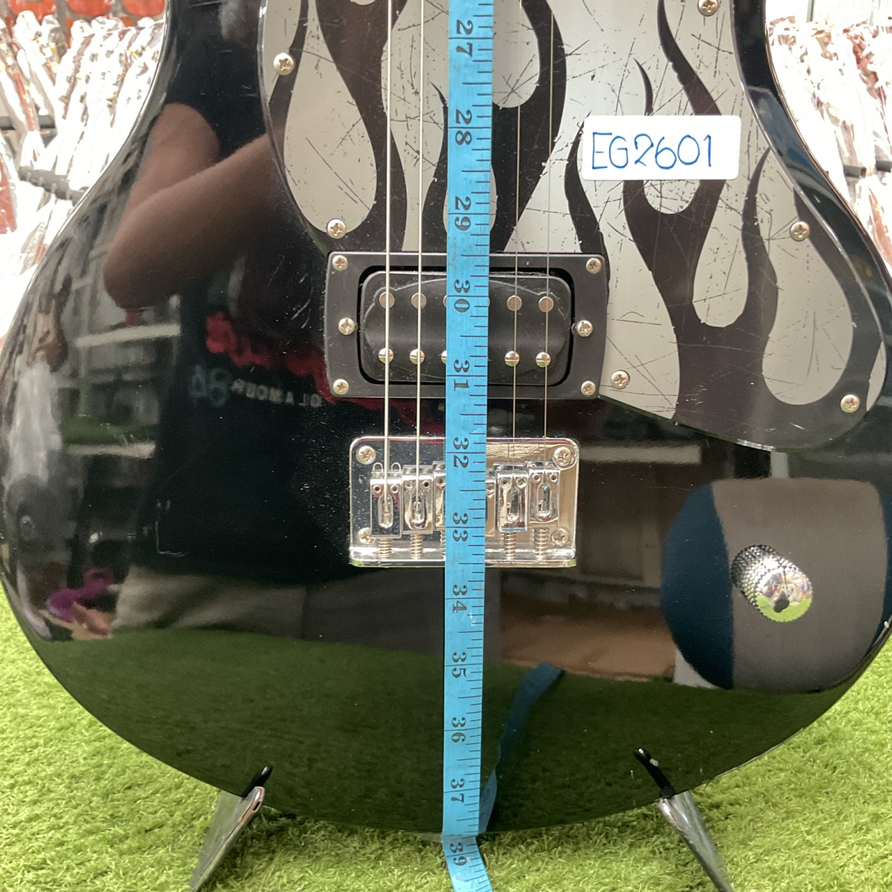 กีต้าร์ไฟฟ้า FIRST ACT : ME1980