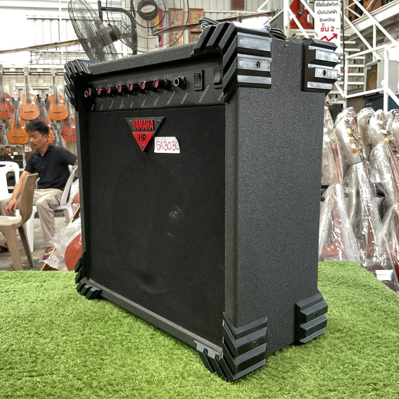 แอมป์กีต้าร์ YAMAHA : HR-1000