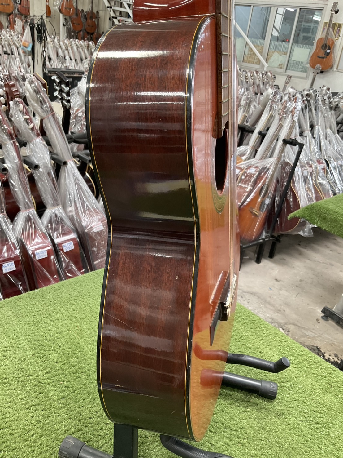 กีต้าร์คลาสสิค YAMAHA : G-100D