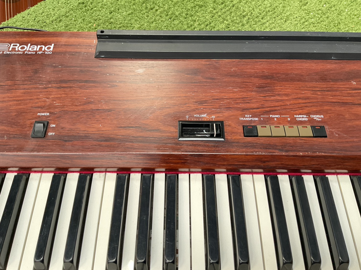 เปียโน Roland : HP-100