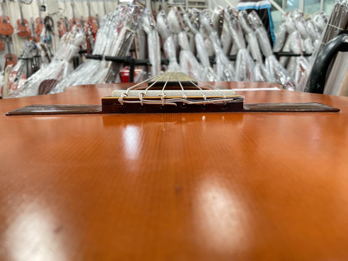 กีต้าร์คลาสสิค ZEN-ON GUT : No.70