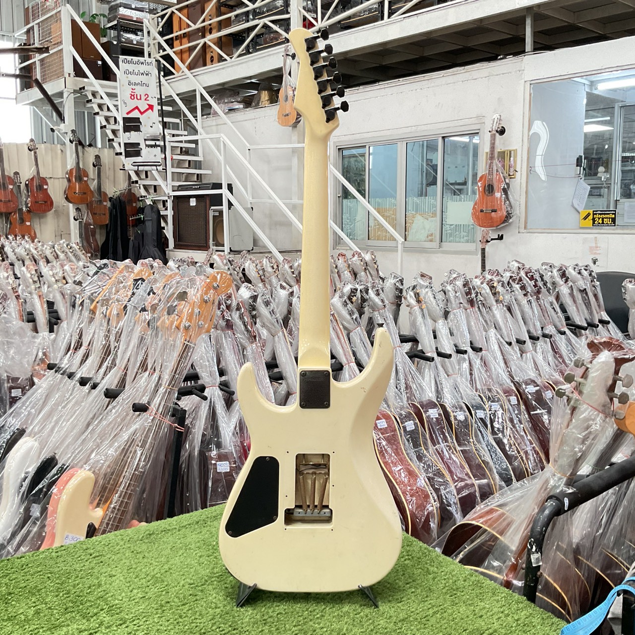 กีต้าร์ไฟฟ้า FERNANDES