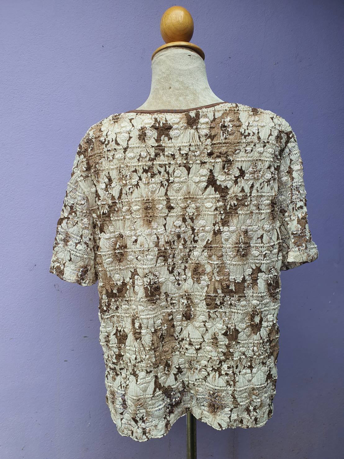 FF03703 เสื้อผ้ามือสอง สีครีม แบรนด์ worthington อก 46 -50 นิ้ว