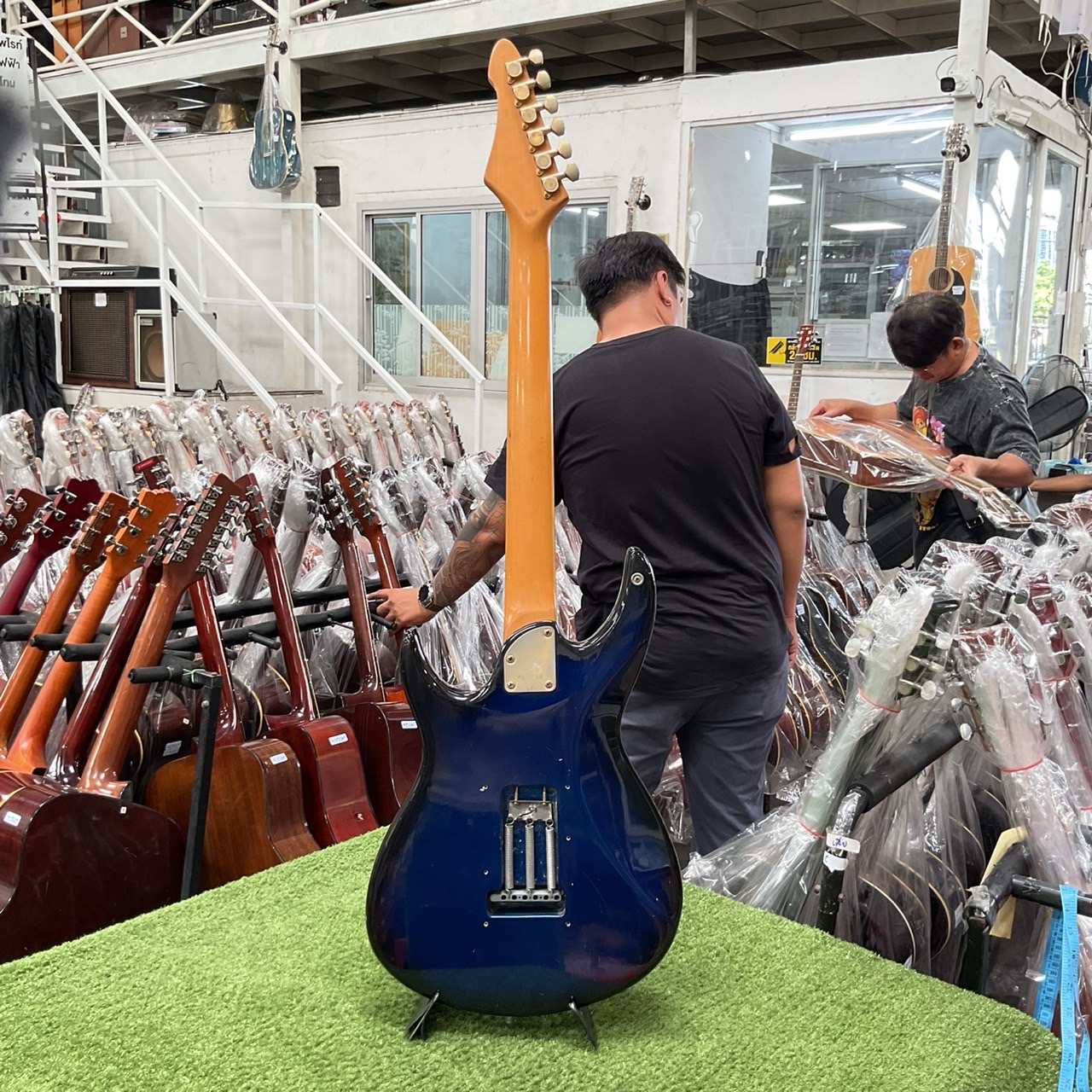 กีต้าร์ไฟฟ้า Aria Pro II