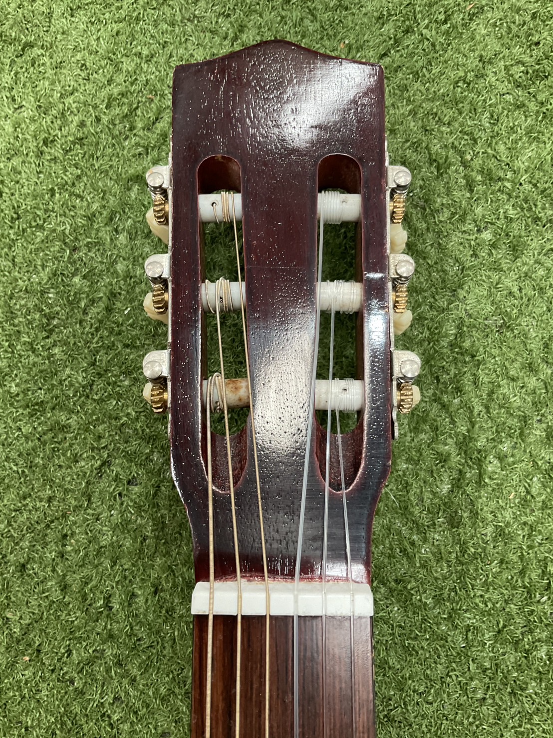 กีต้าร์คลาสสิค Shima : No.70