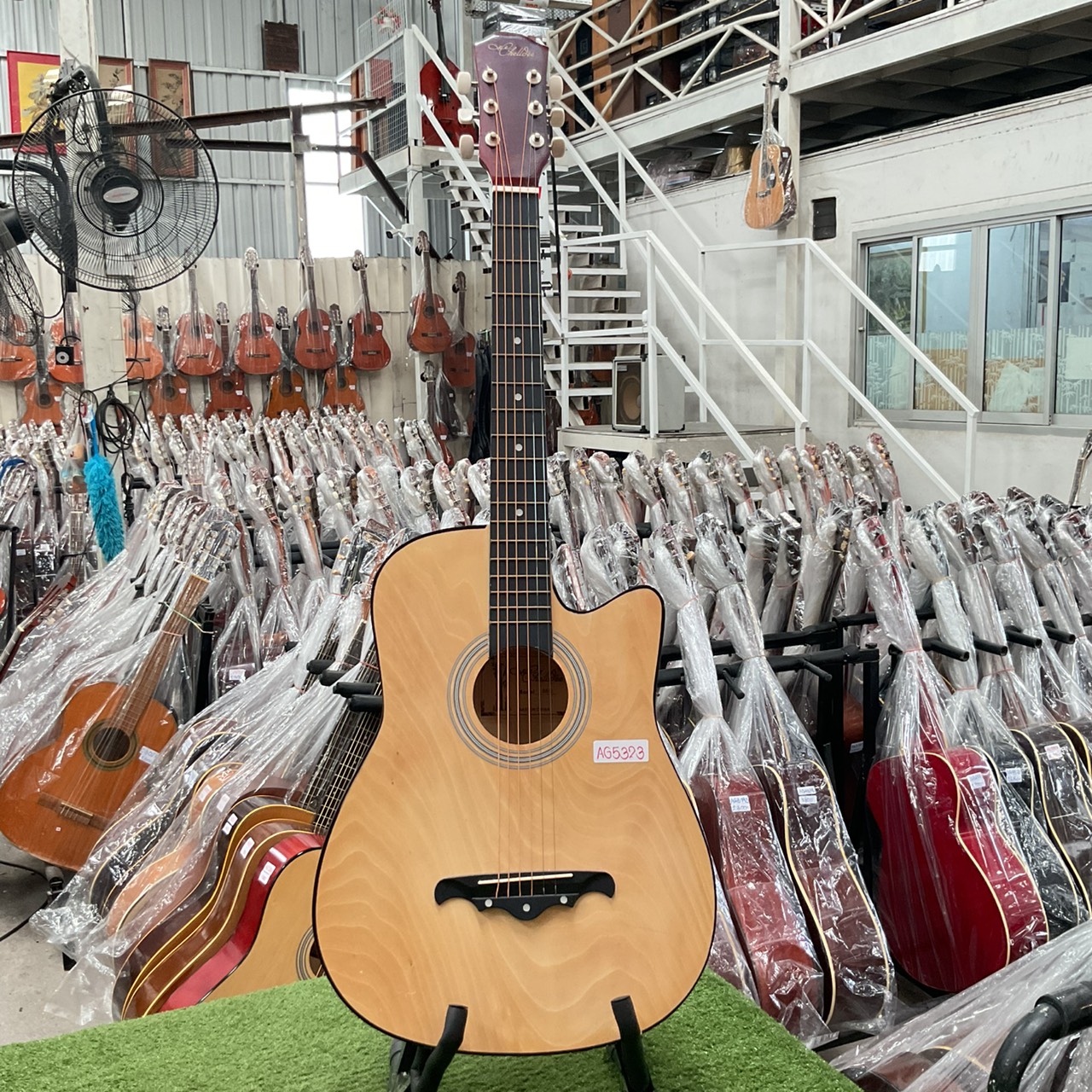 กีต้าร์โปร่ง Chelldee : 38C