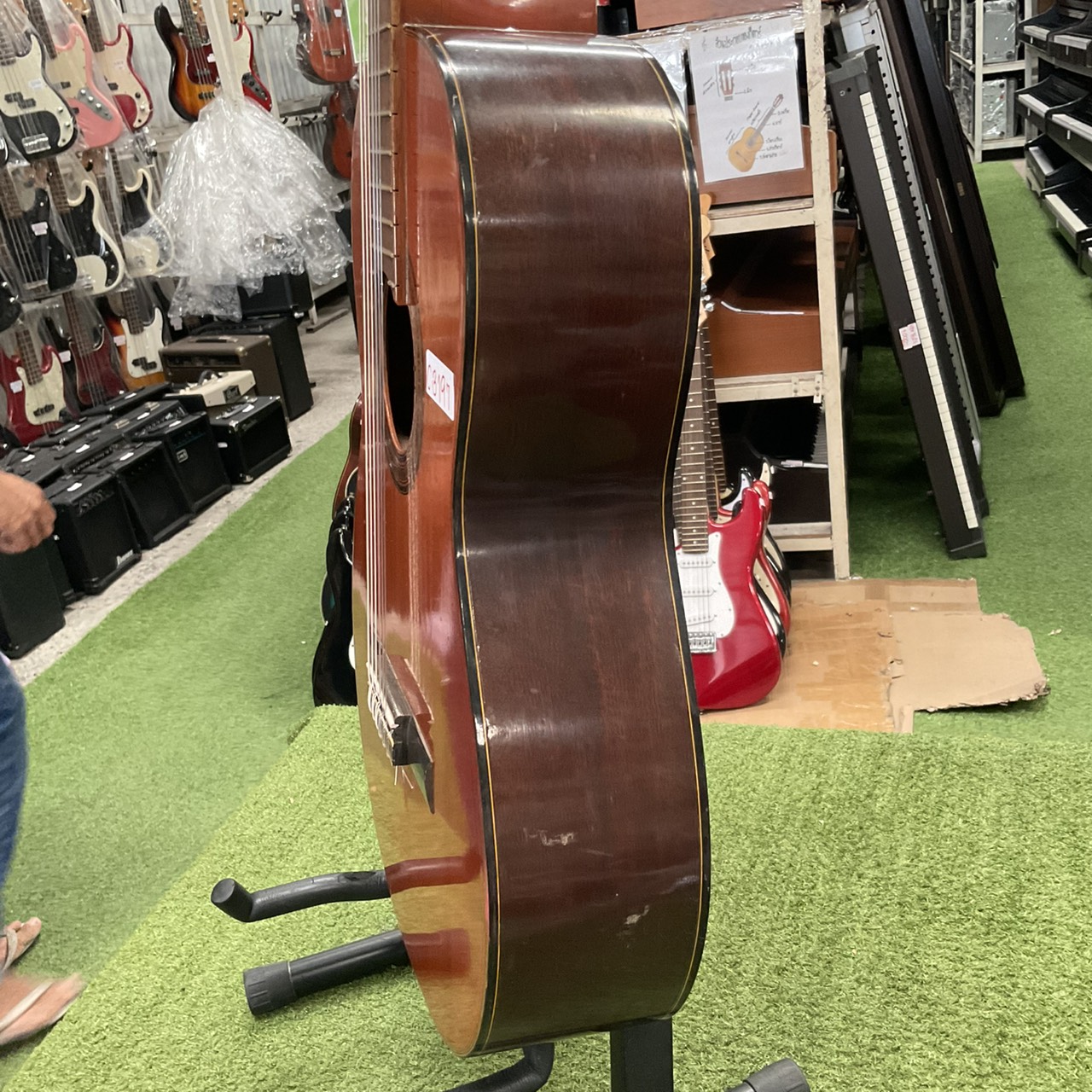 กีต้าร์คลาสสิค YAMAHA : G-70D