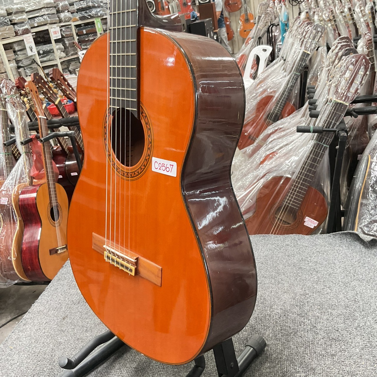 กีต้าร์คลาสสิค YAMAHA : CG-120A