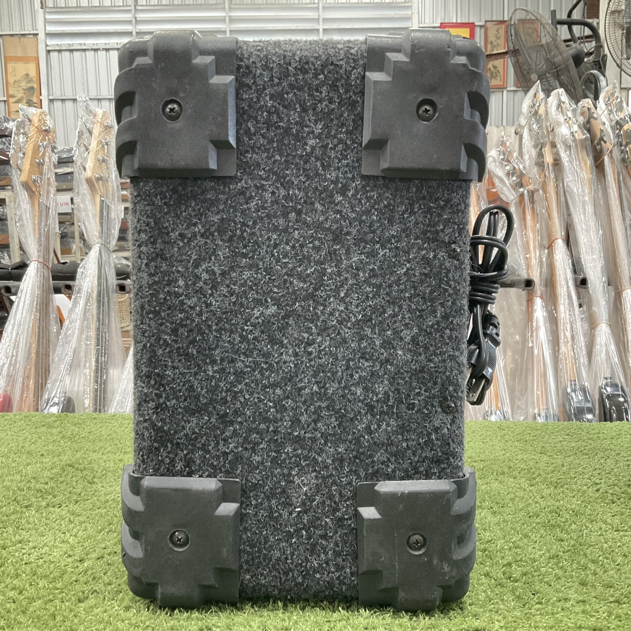 แอมป์กีต้าร์และเบส EDWARDS : EGA10