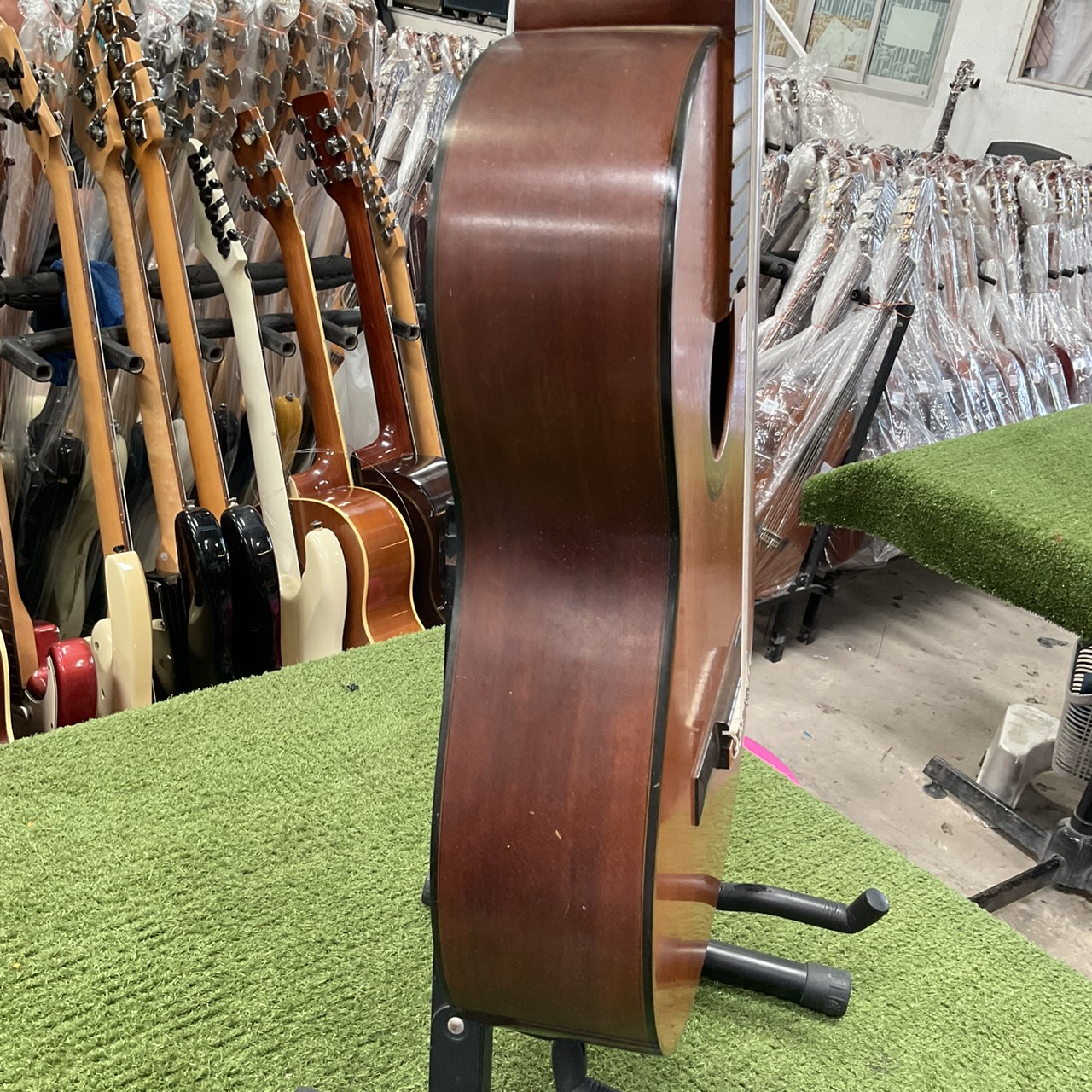 กีต้าร์คลาสสิค YAMAHA : C-180