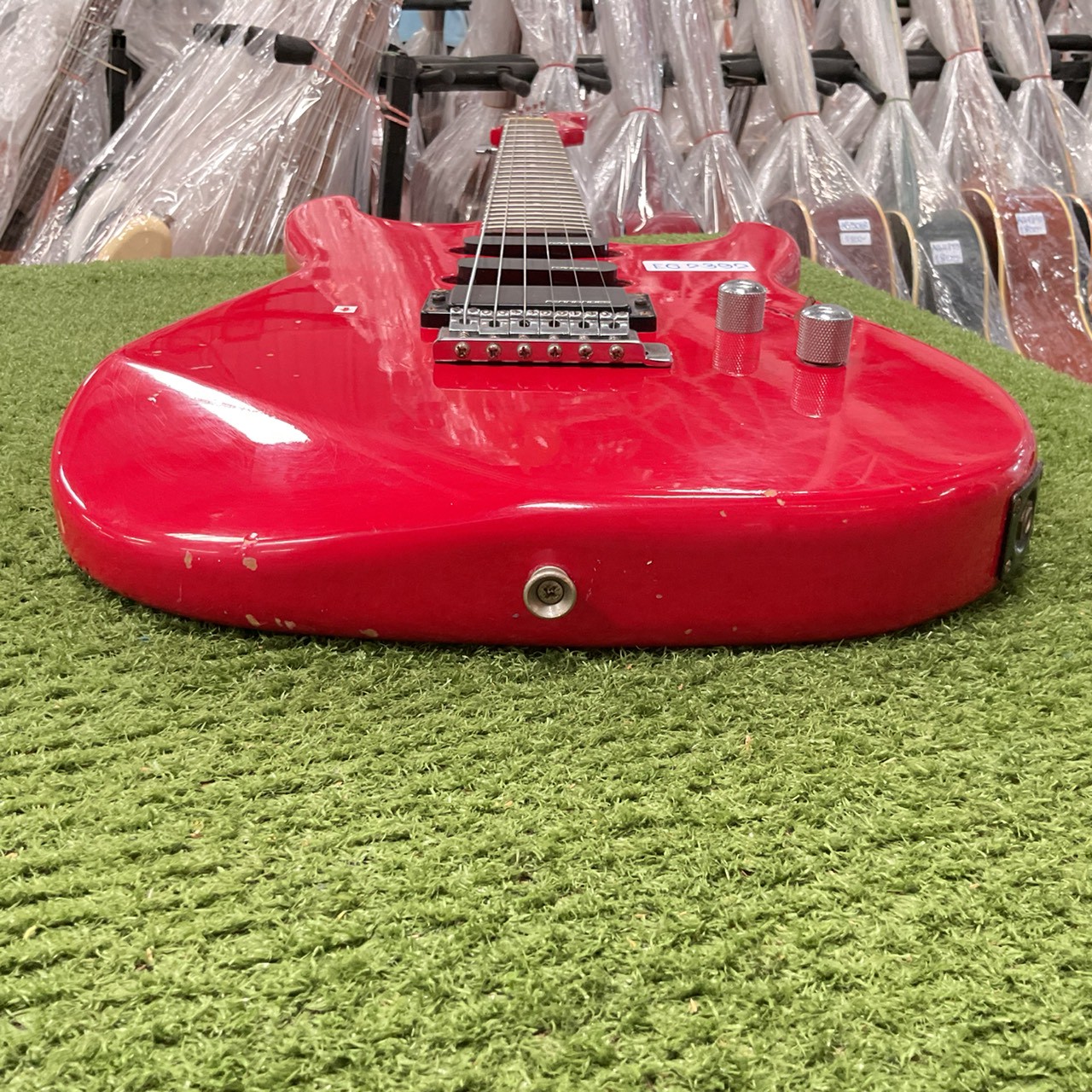 กีต้าร์ไฟฟ้า FERNANDES