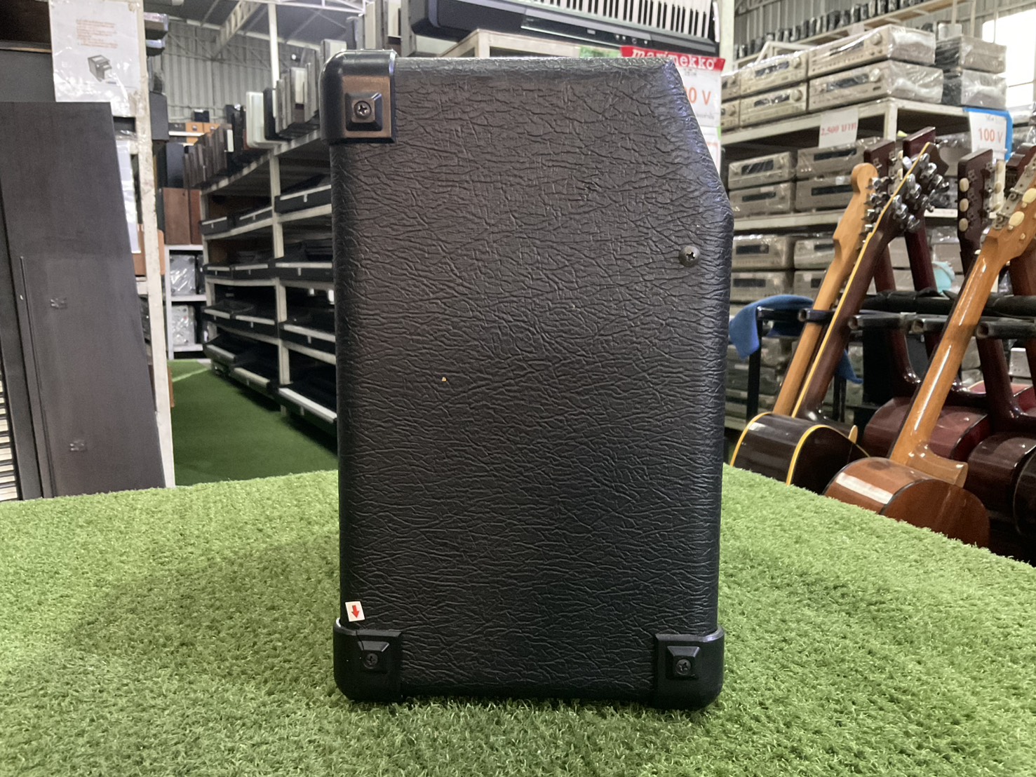 แอมป์กีต้าร์ FERNANDES : FA-15