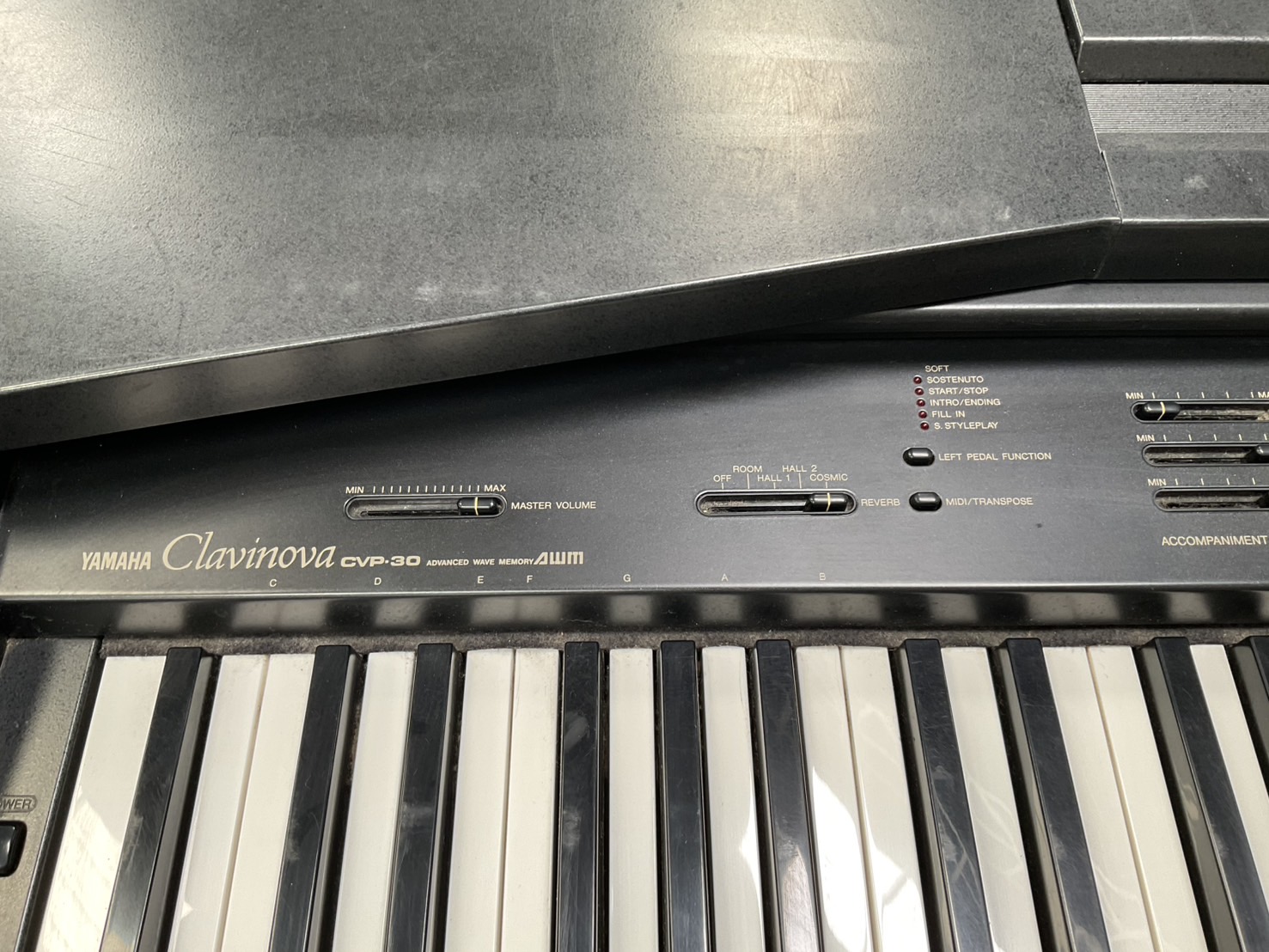เปียโน YAMAHA : Clavinova CVP-30