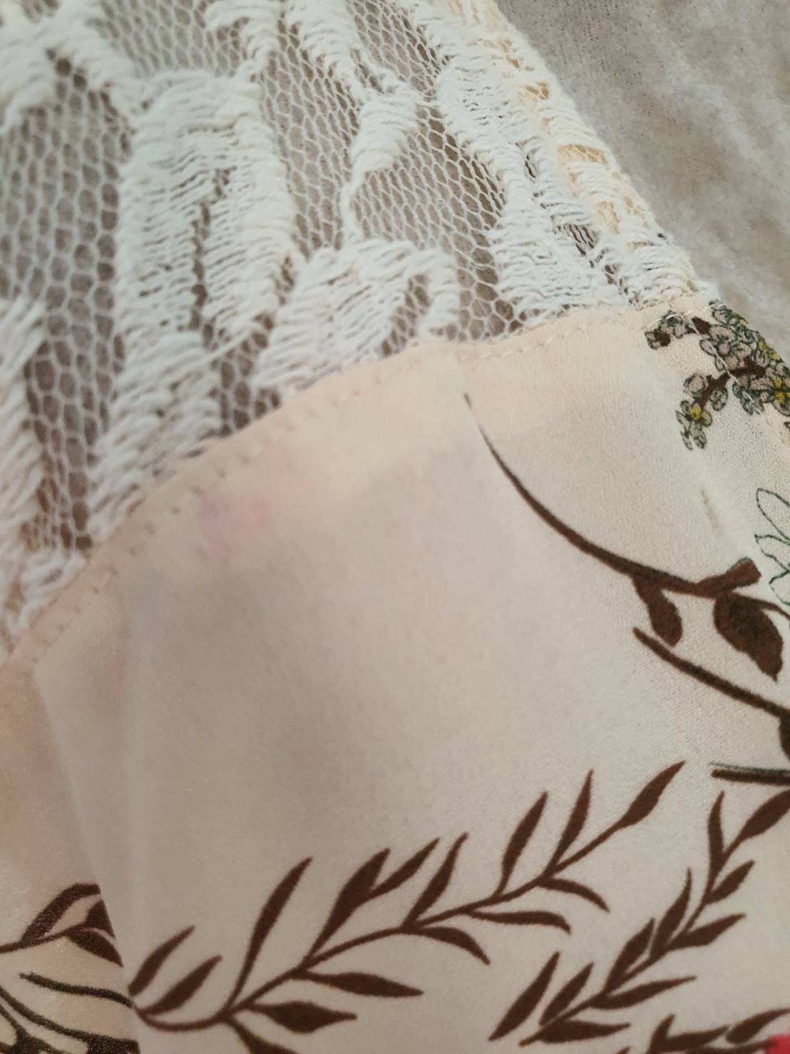 FF05701 เสื้อคลุมแฟชั่น ชีฟอง สีครีม coco jamesen อก free