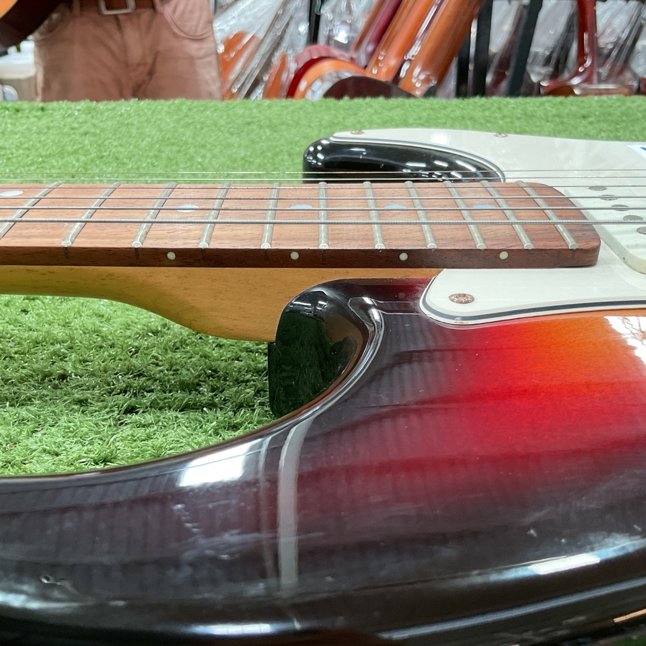 กีต้าร์ไฟฟ้า SELDER