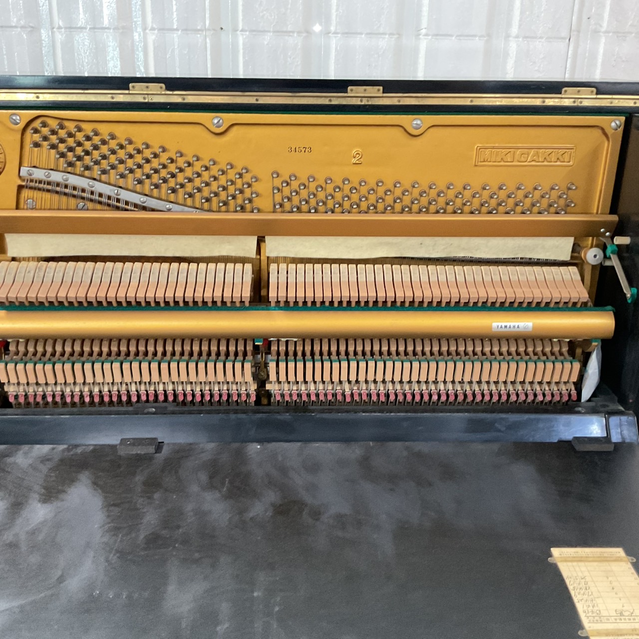 เปียโน MIKI