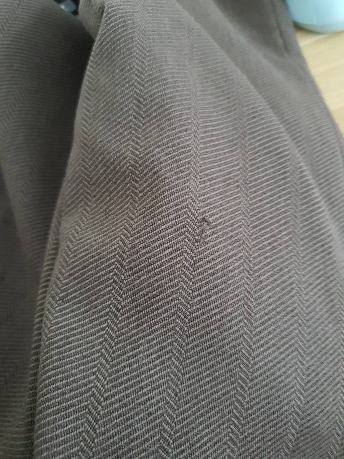 SUIT-B0009 เสื้อสูท สีน้ำตาล ลายกางปลา แบรนด์CRESTMAN อก 40 นิ้ว