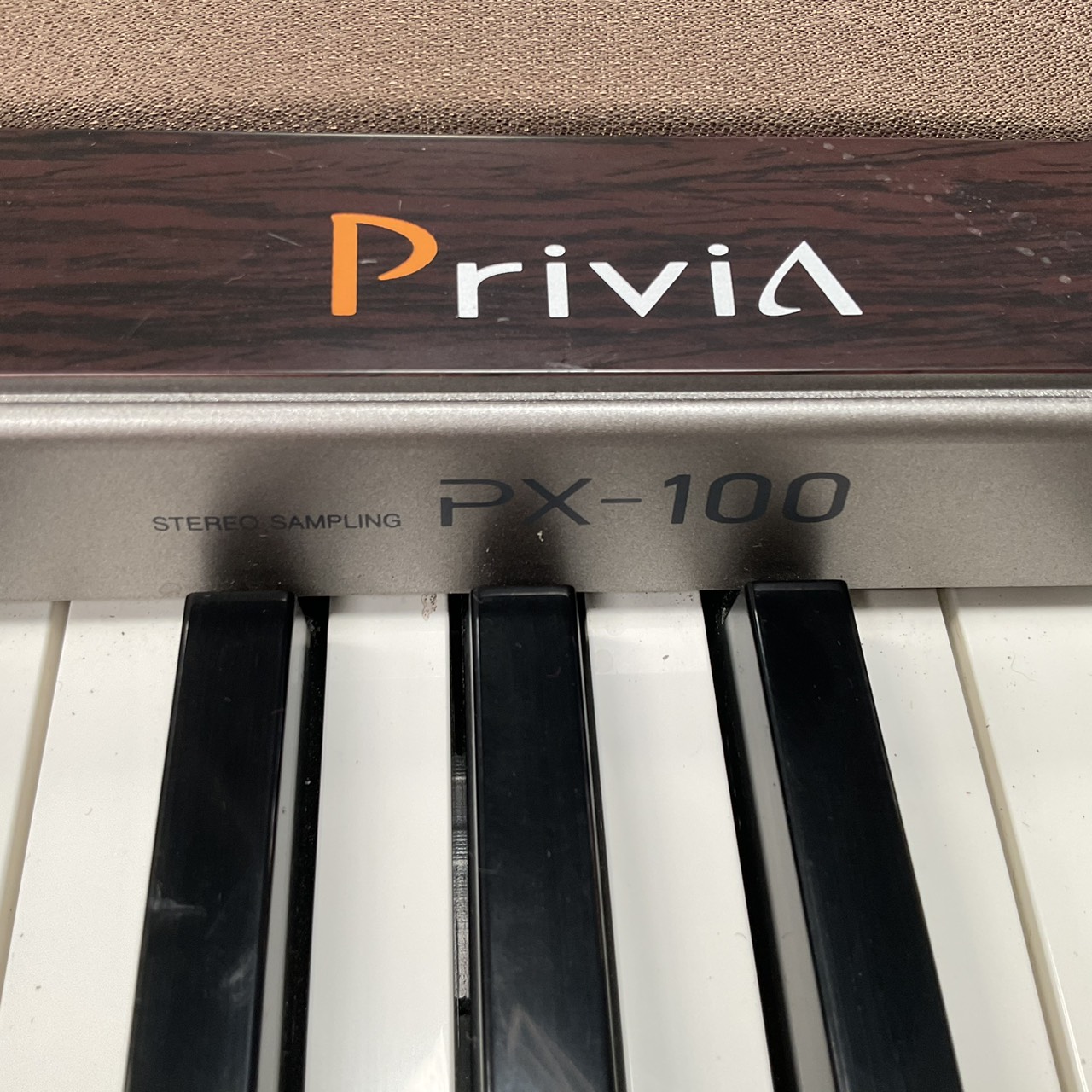 เปียโน CASIO : PX-100 สินค้าไม่พร้อมใช้งาน (ต้องซ่อม)