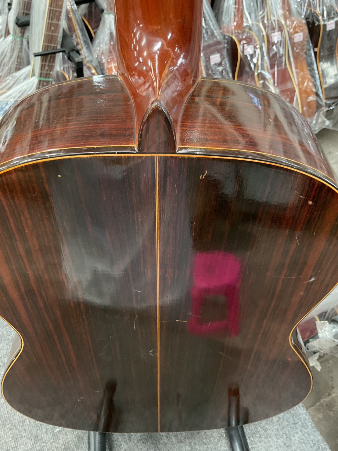 กีต้าร์คลาสสิค Abe Gut : 63E