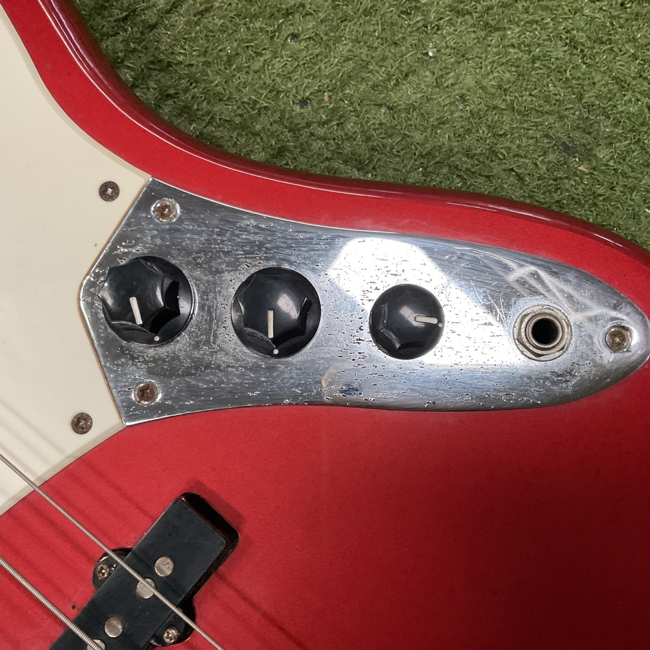 กีต้าร์เบส BUSKER'S