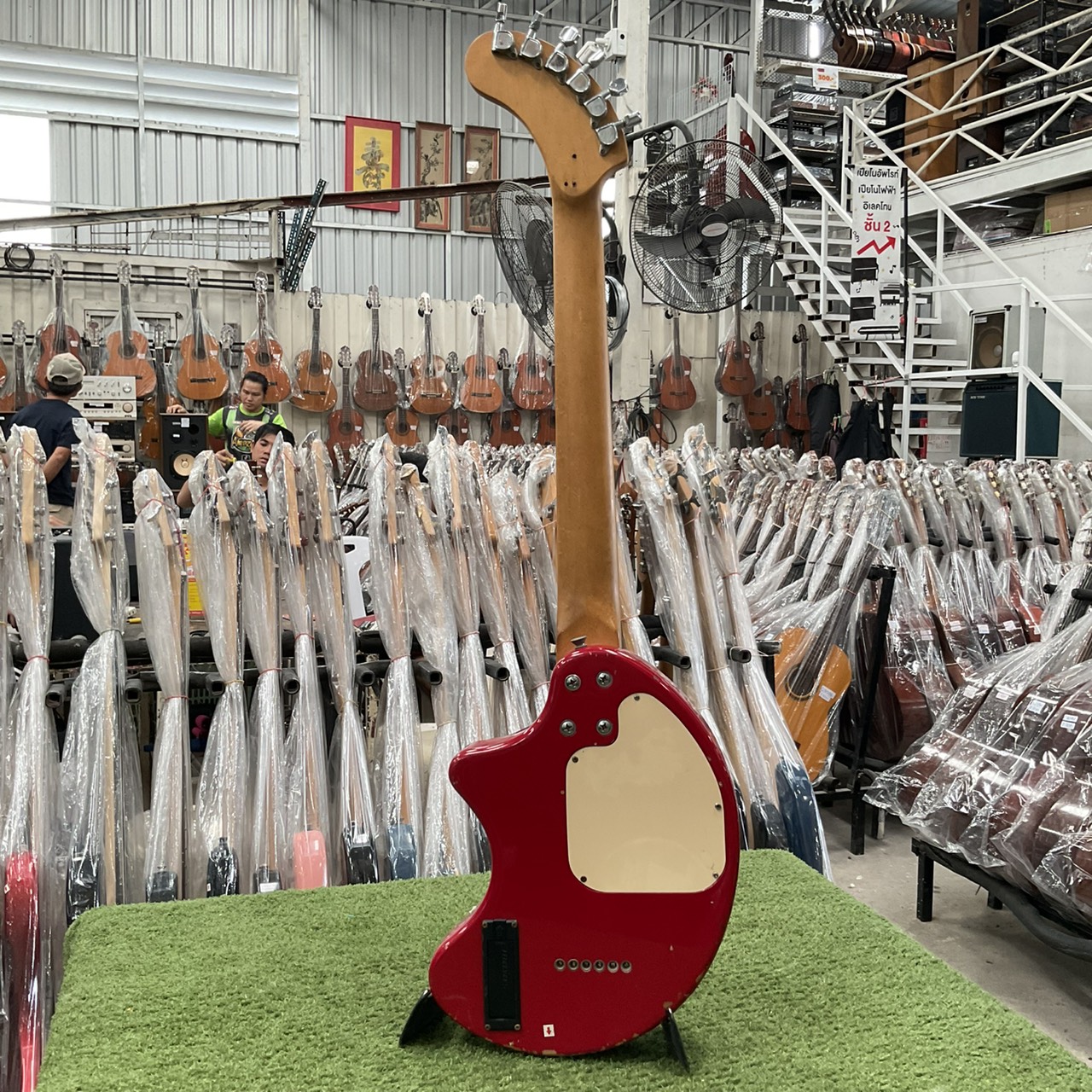 กีต้าร์ไฟฟ้า FERNANDES