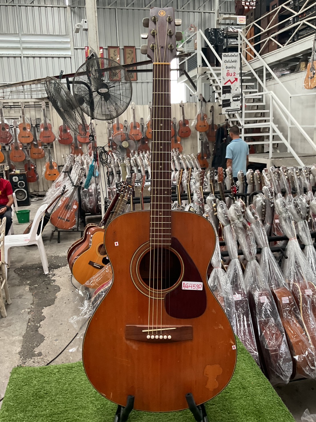 กีต้าร์โปร่ง YAMAHA : FG-170