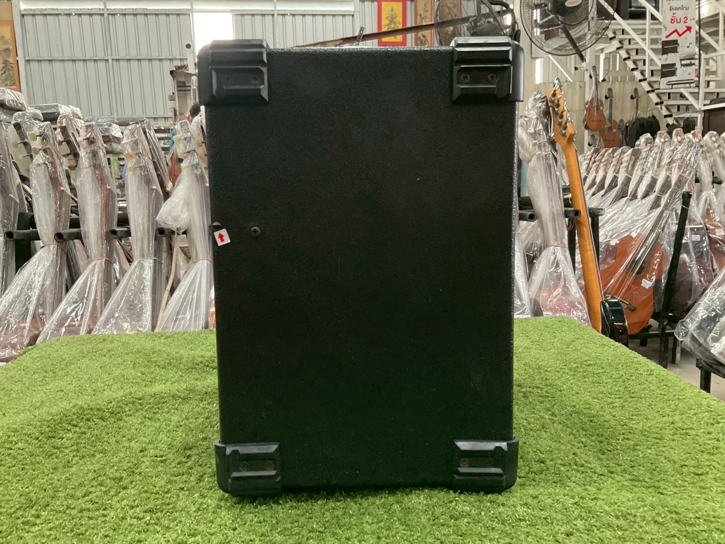 แอมป์กีต้าร์ DIAMOND : AX-08