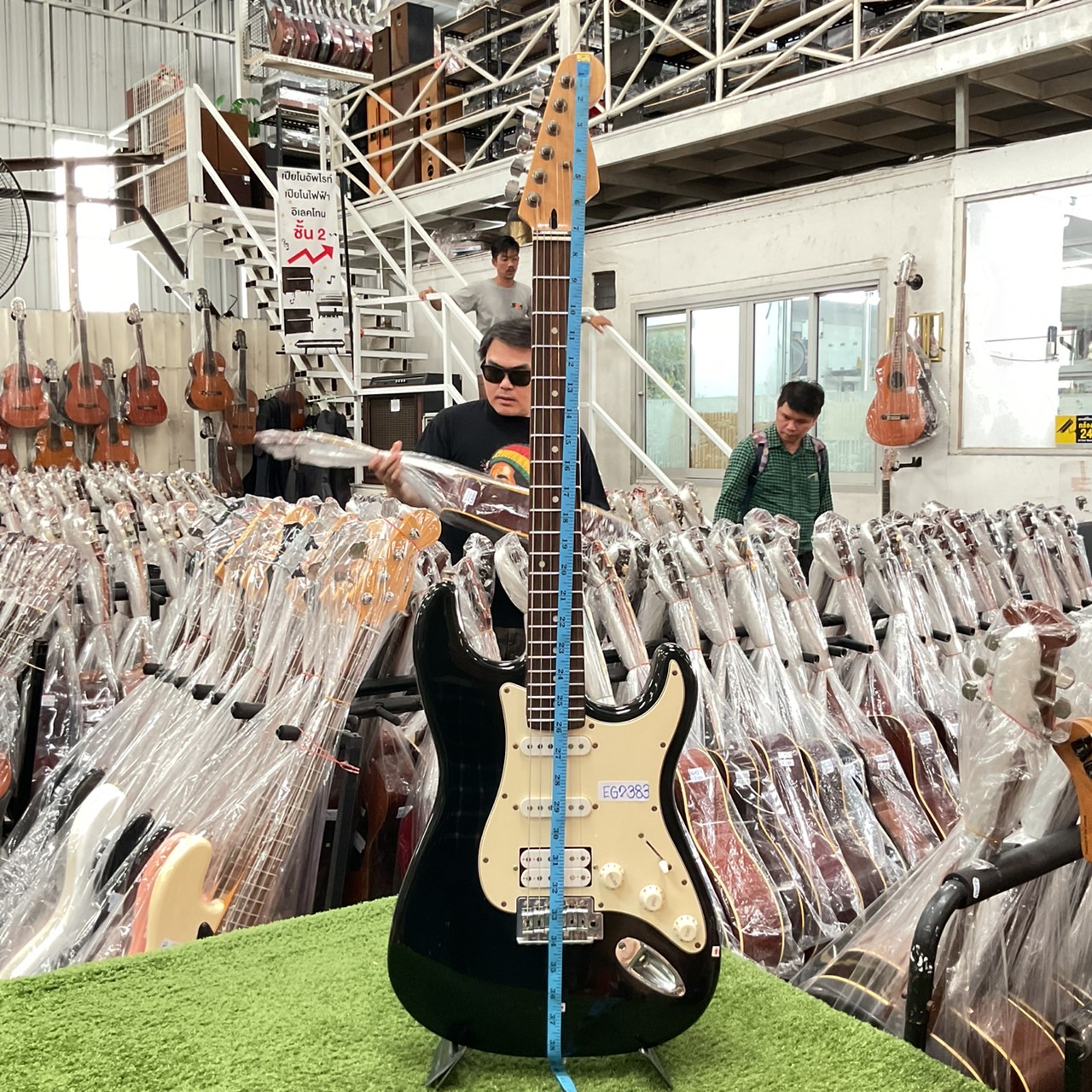 กีต้าร์ไฟฟ้า BUSKER'S