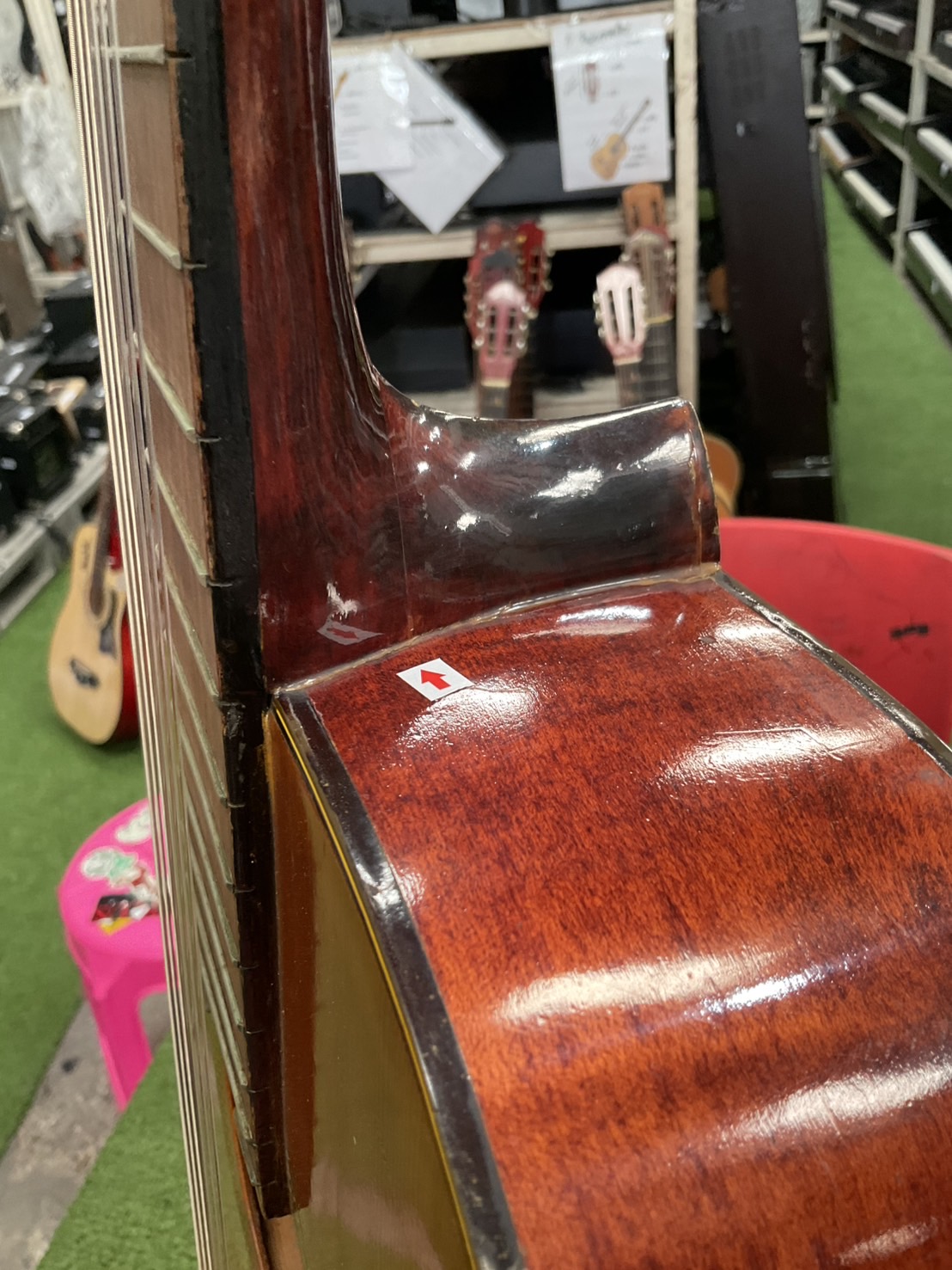 กีต้าร์คลาสสิค 春日 (Kasuga)