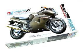 โมเดลมอเตอร์ไซด์ทามิย่า ขนาด 1/12 Tamiya TA14070 Honda CBR 1100XX Super Blackbird