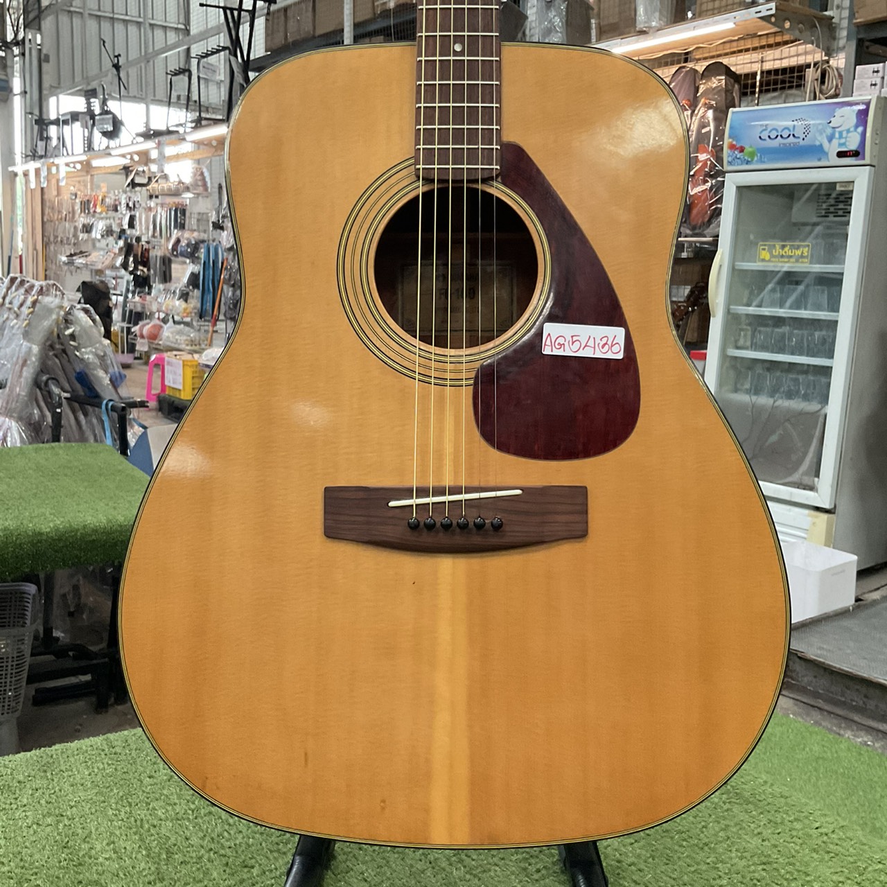 กีต้าร์โปร่ง YAMAHA : FG-160