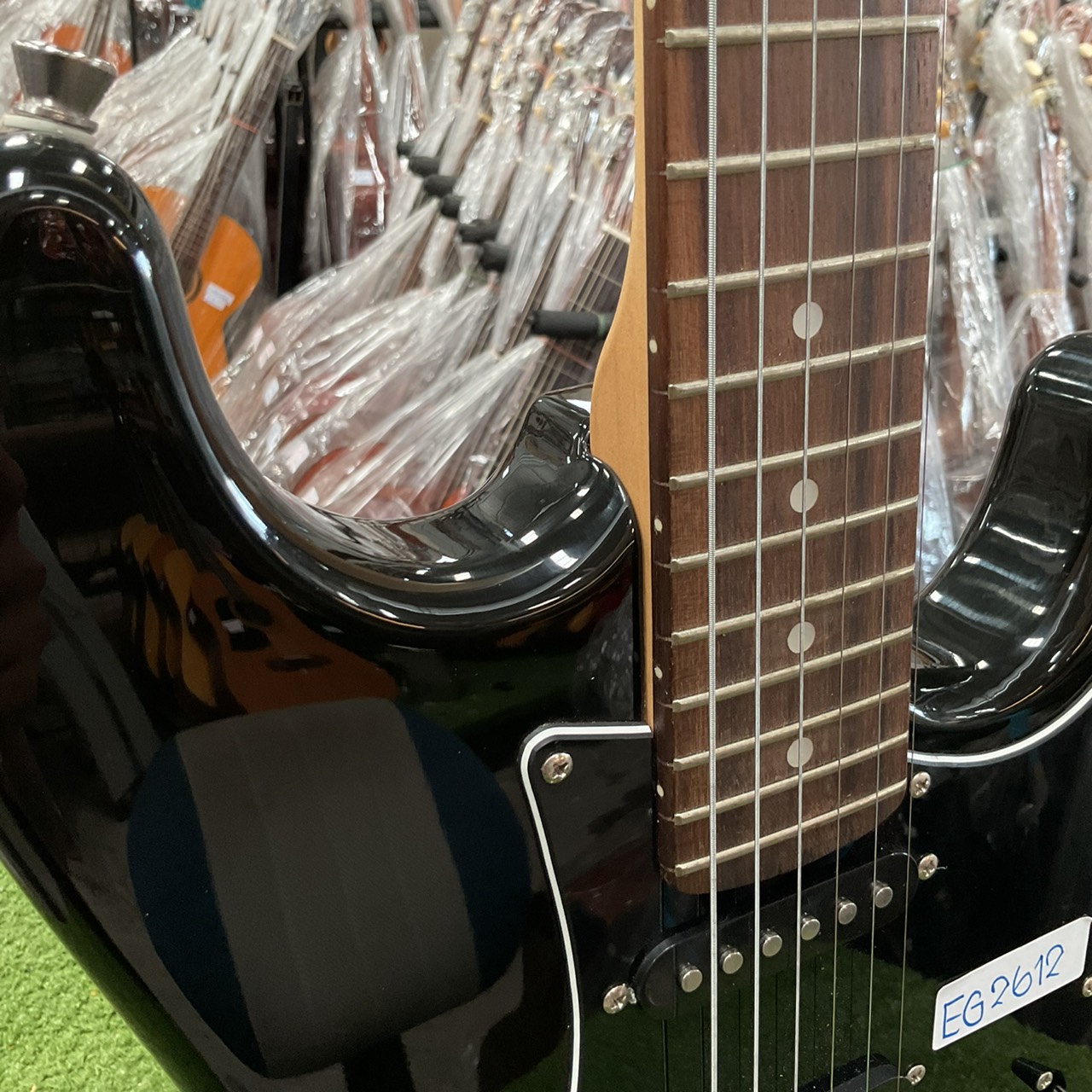 กีต้าร์ไฟฟ้า SELDER