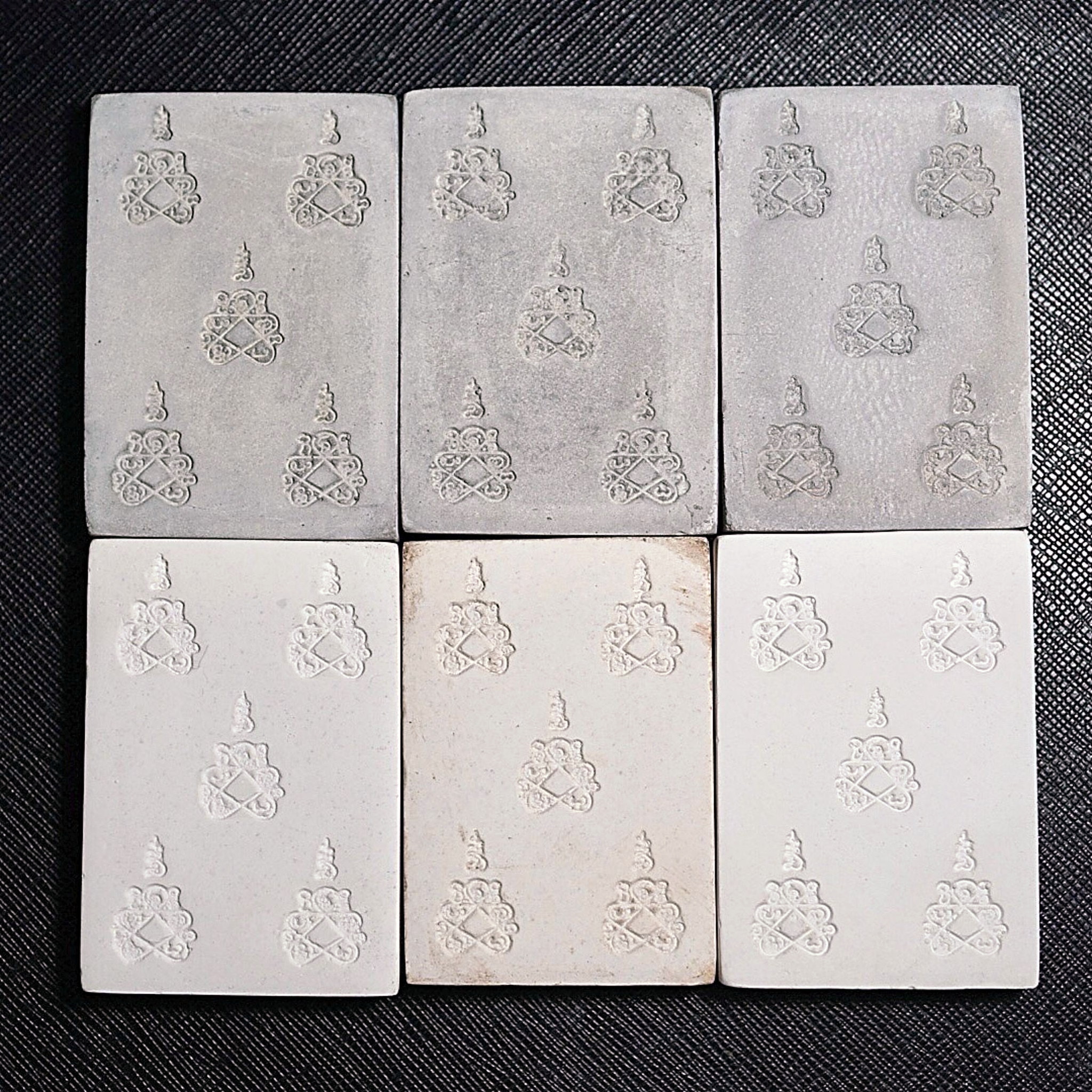 ก้อนยันต์ทำน้ำมนต์ (ขนาดใหญ่) Mon-Raman Holy Water Block. (large size) SKU-03996