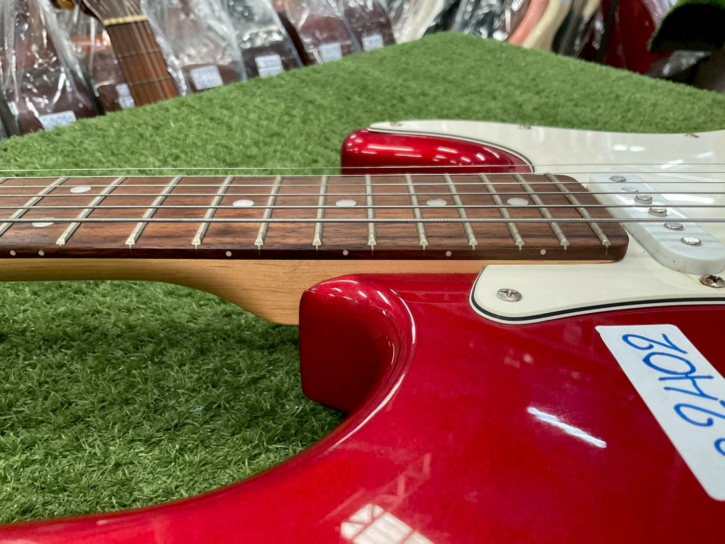 กีต้าร์ไฟฟ้า Legend