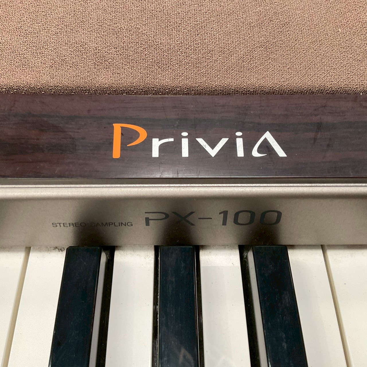 เปียโน CASIO : PX-100 สินค้าไม่พร้อมใช้งาน (ต้องซ่อม)