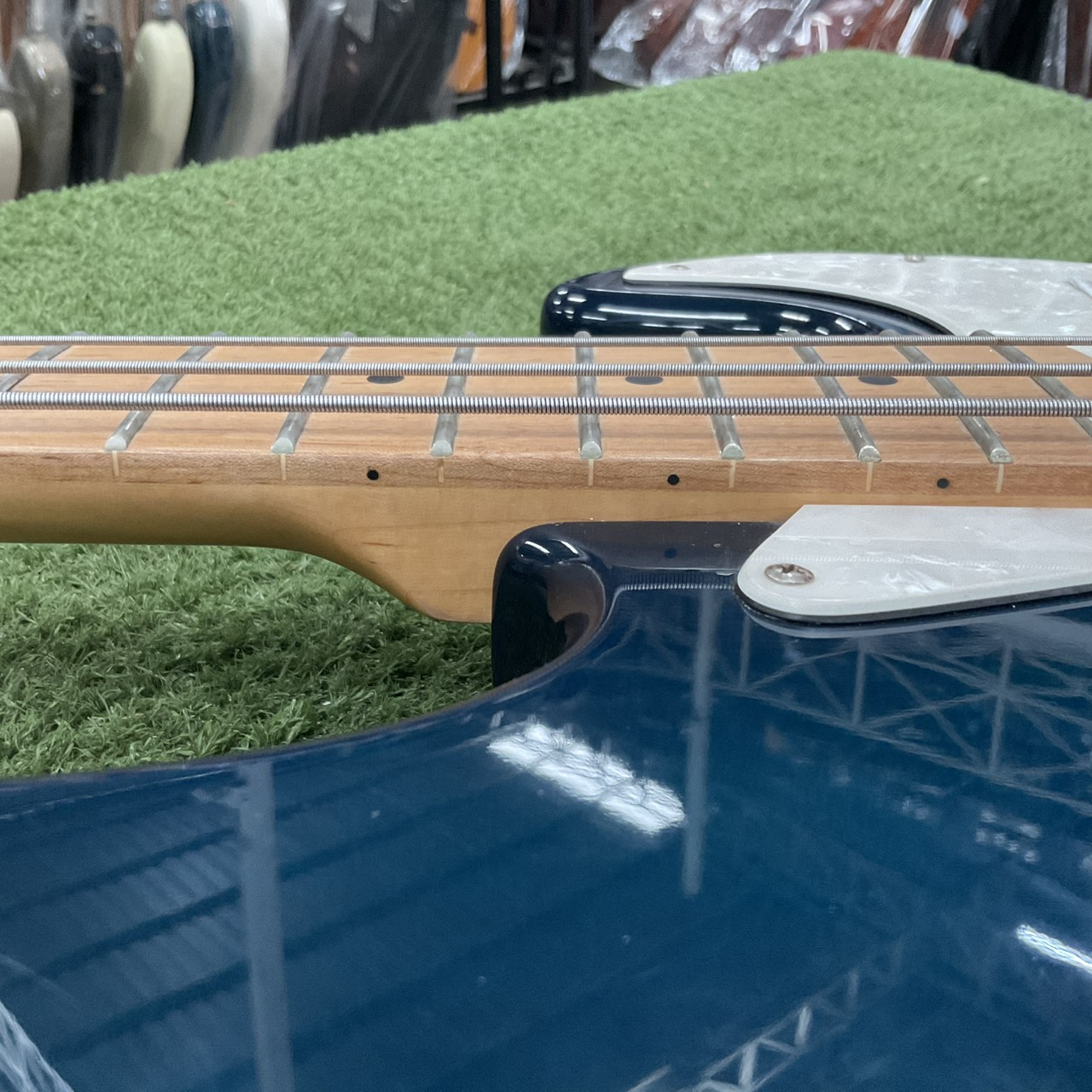 กีต้าร์เบส PhotoGenic สินค้าไม่พร้อมใช้งาน (ต้องซ่อม)