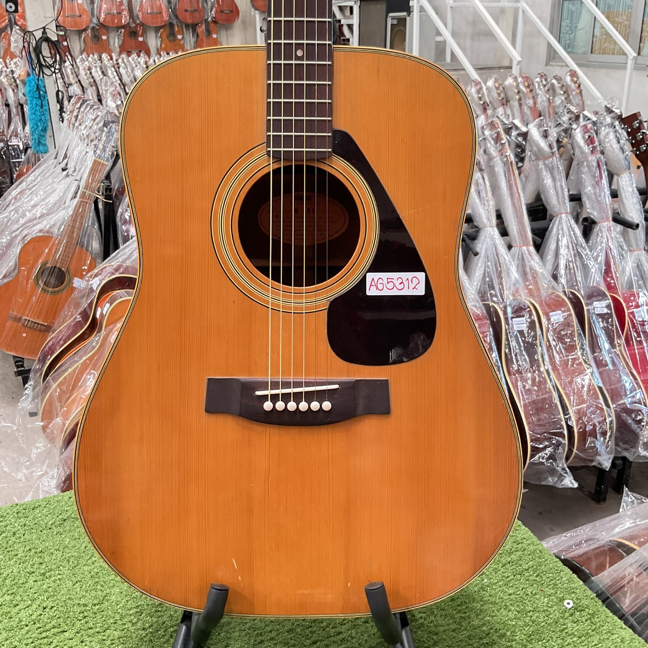 กีต้าร์โปร่ง YAMAHA : FG-151